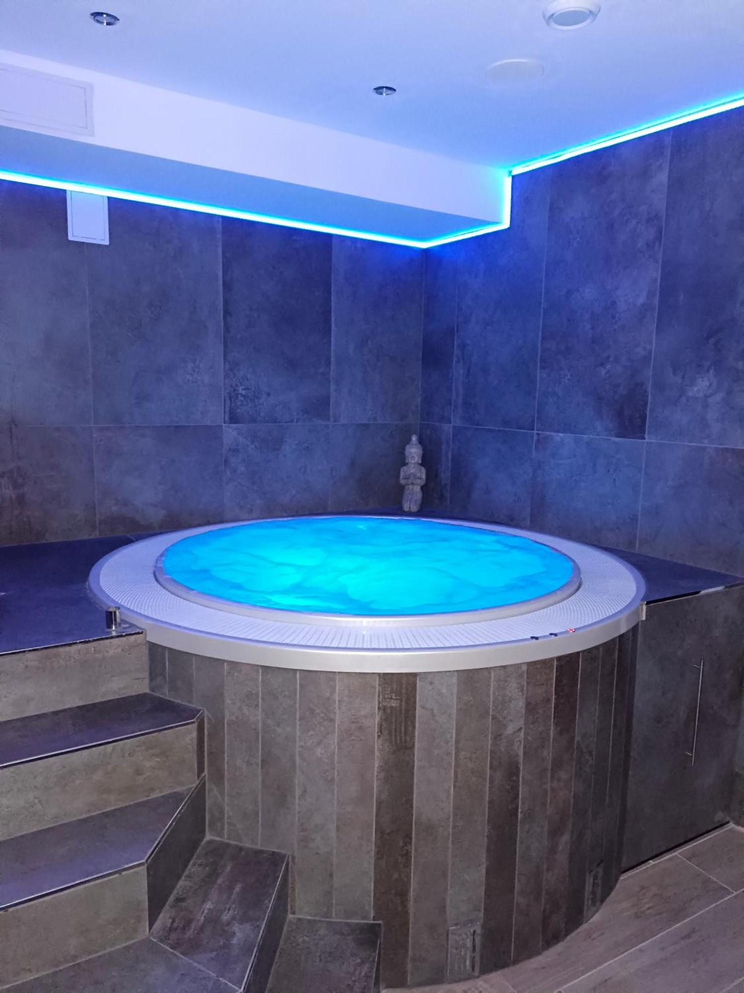 Penzion A Wellness - Jilan, Naves Svobody 39, Olomouc Eksteriør billede